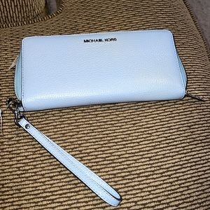 Michael Kors Wristlet/Wallet